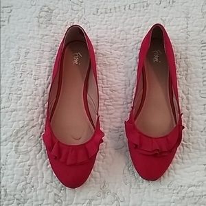 Flat shoes red ruffle NWOT